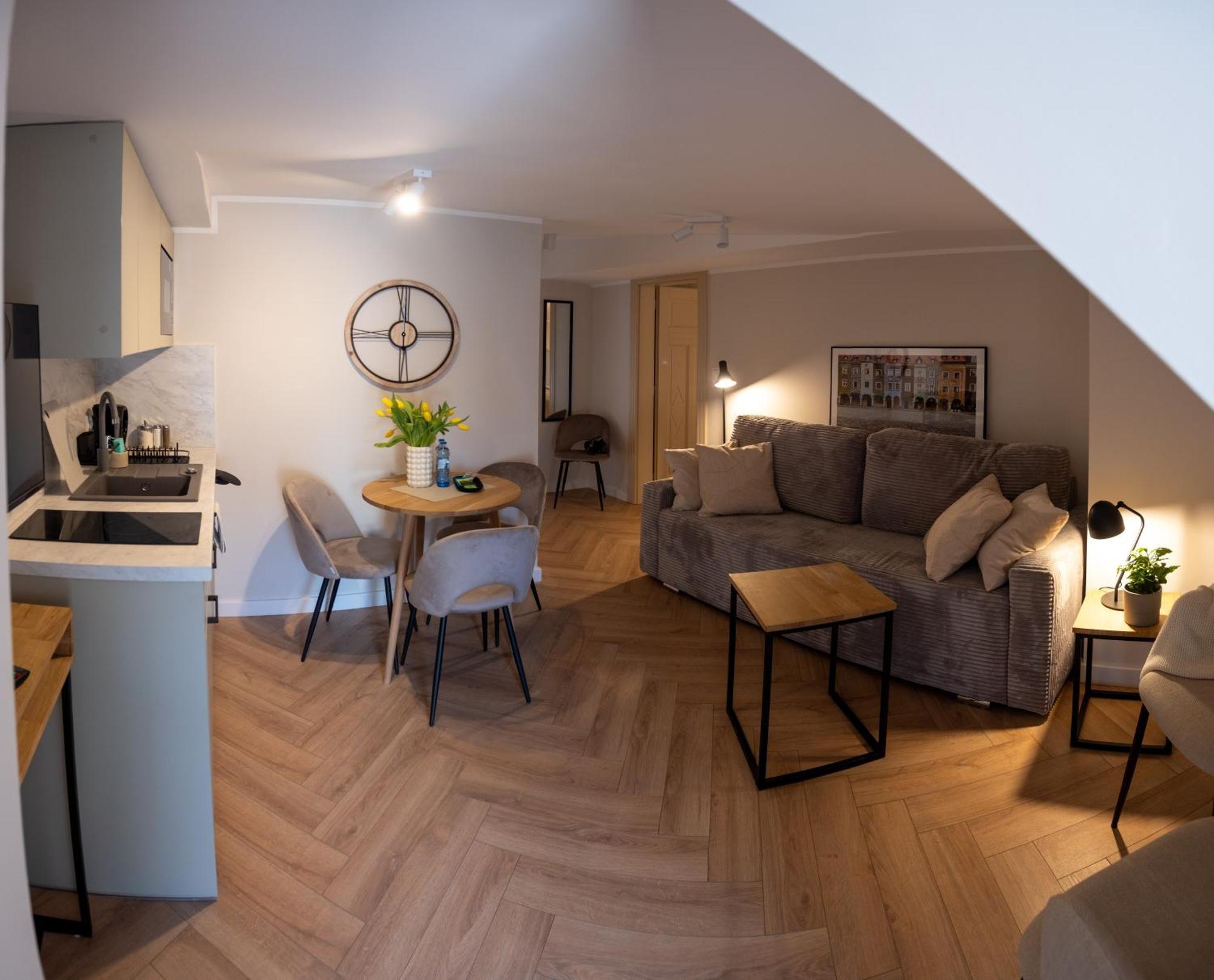Apartamenty Drevny Kocur Poznan Exterior photo