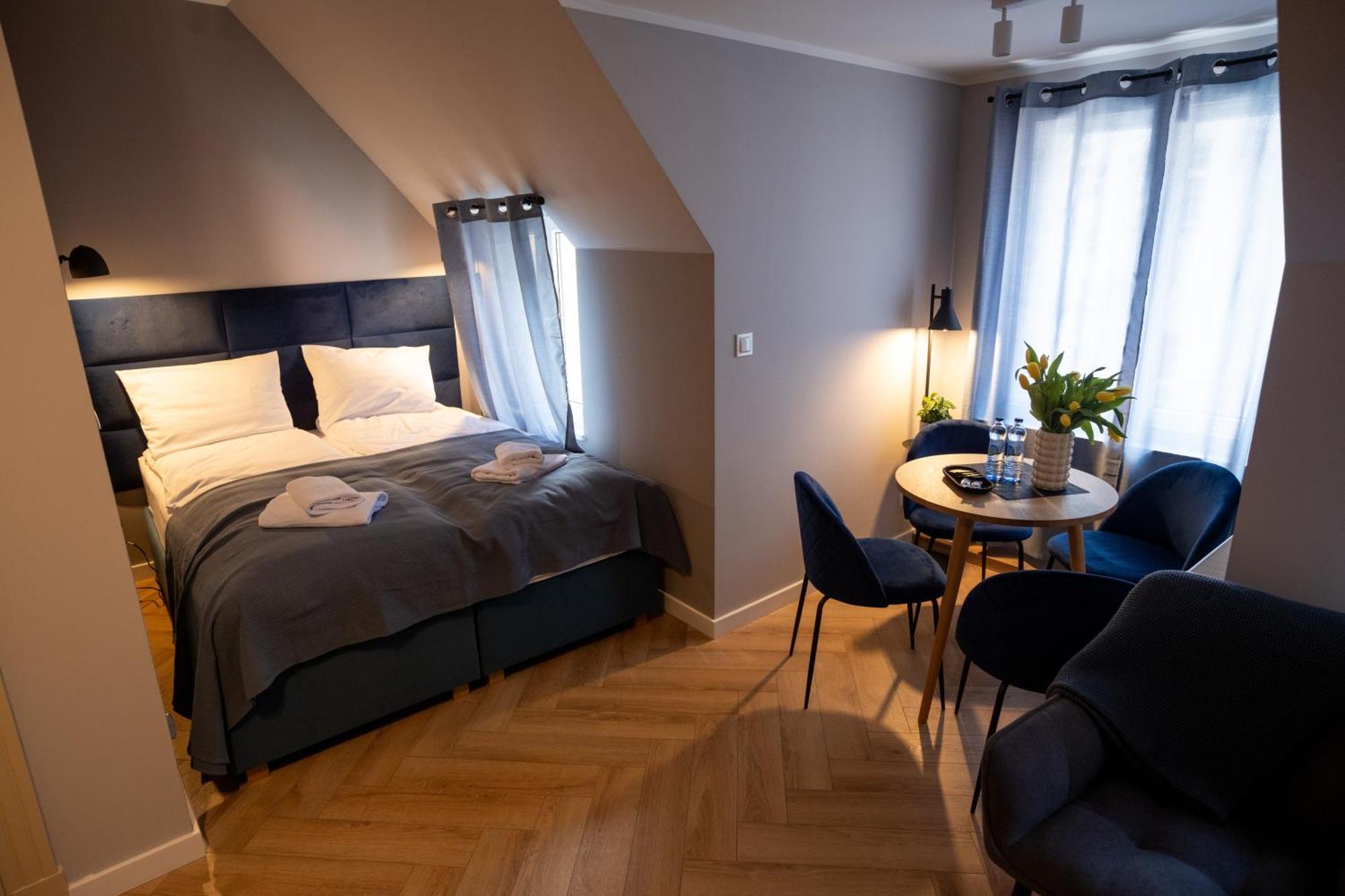 Apartamenty Drevny Kocur Poznan Exterior photo